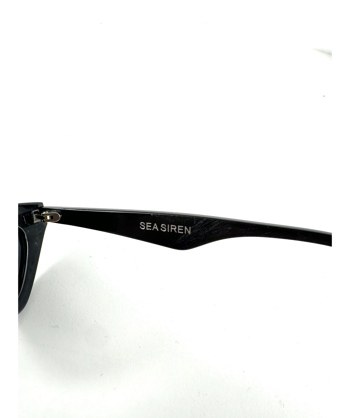 I-SEA x free people Black Colour — label