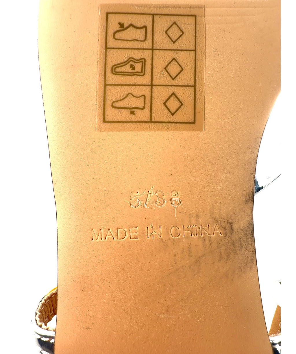 KAREN MILLEN silver Colour, size UK 5 EU 38 👠 — fabric detail