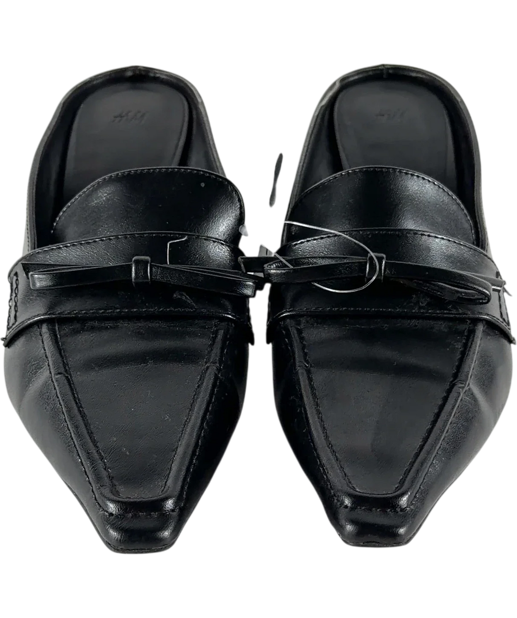 H&M Black Heeled Mules, size UK 5 EU 38 👠 — detail