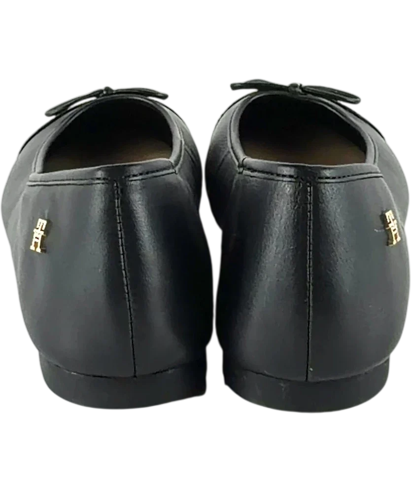 TOMMY HILFIGER Black TOE CAP LEATHER BALLERINA, size UK 7.5 EU 40.5 👠 — back