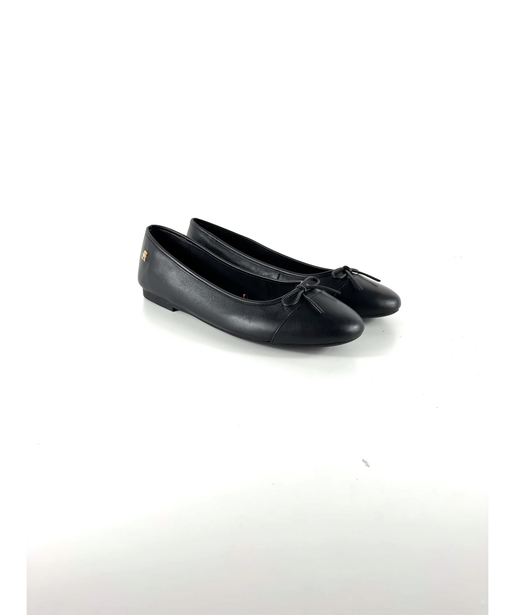 TOMMY HILFIGER Black TOE CAP LEATHER BALLERINA, size UK 7.5 EU 40.5 👠 — additional view