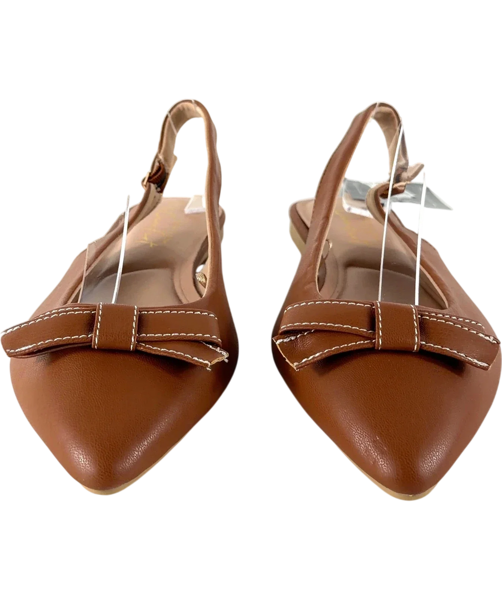 New Look Brown Wide Fit Tan Faux Leather Bow Front Slingback Flats, size UK 3 EU 36 👠 — detail