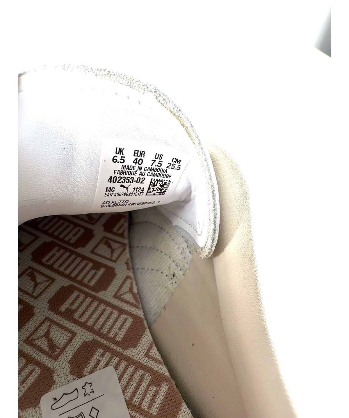 Puma White Arizona Retro, size UK 6 EU 40 👞 — fabric detail