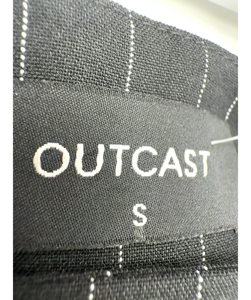 Outcast Black Colour, size UK S — detail