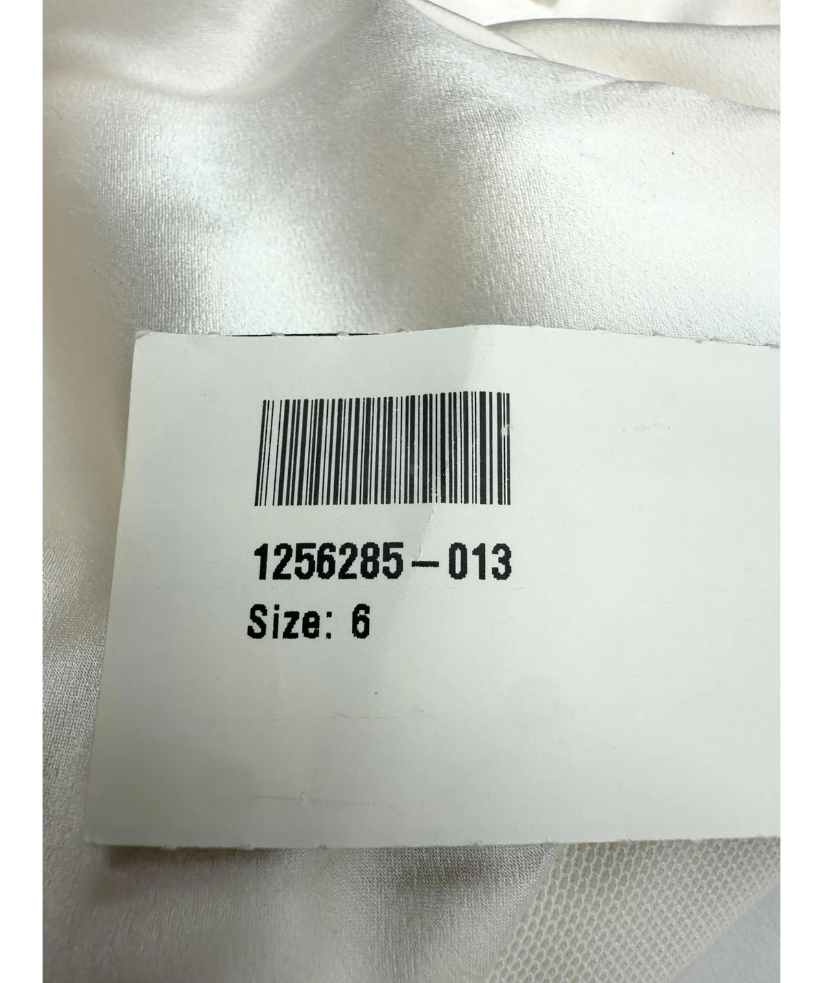 RTA ivory Colour, size UK 6 — care label