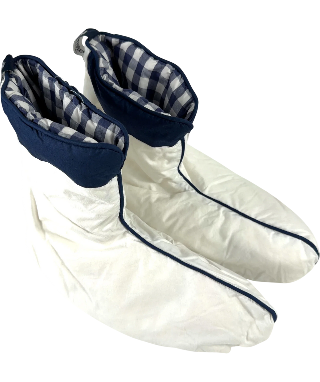 Hästens White DOWN BOOTS, size UK L — back