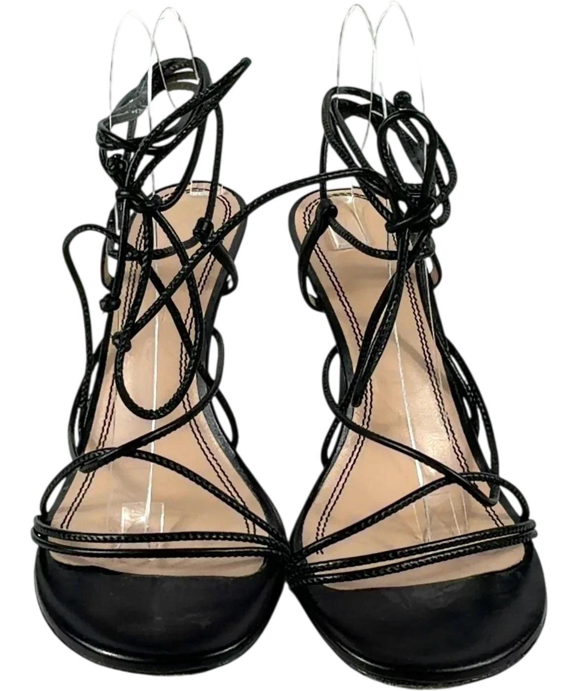 Russell & Bromley Black Dragon Strappy Round Toe Nappa Sandal, size UK 7 EU 40 👠 — detail