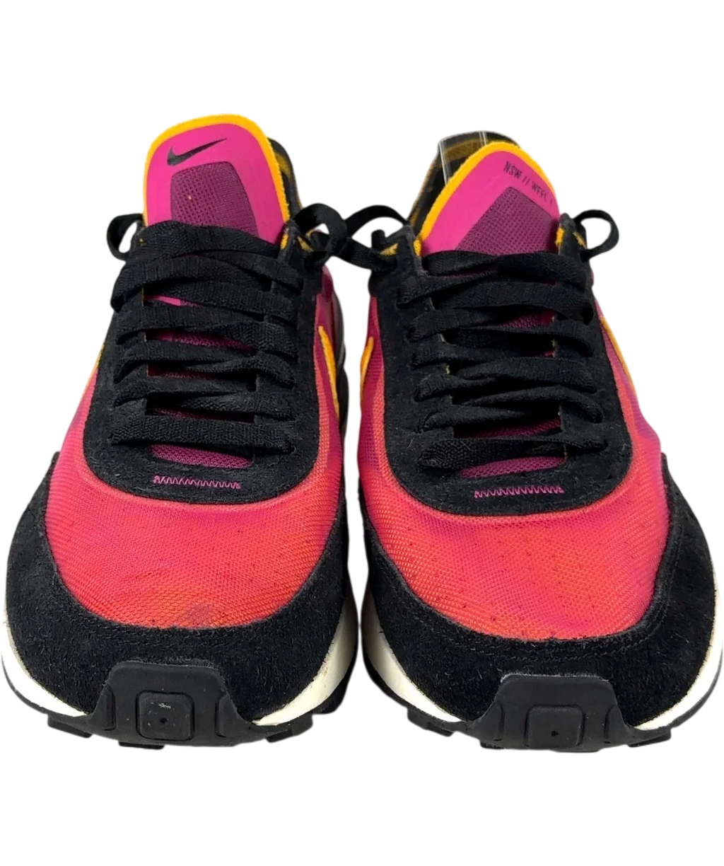 Nike pink Waffle One, size UK 6.5 EU 39.5 👠 — detail