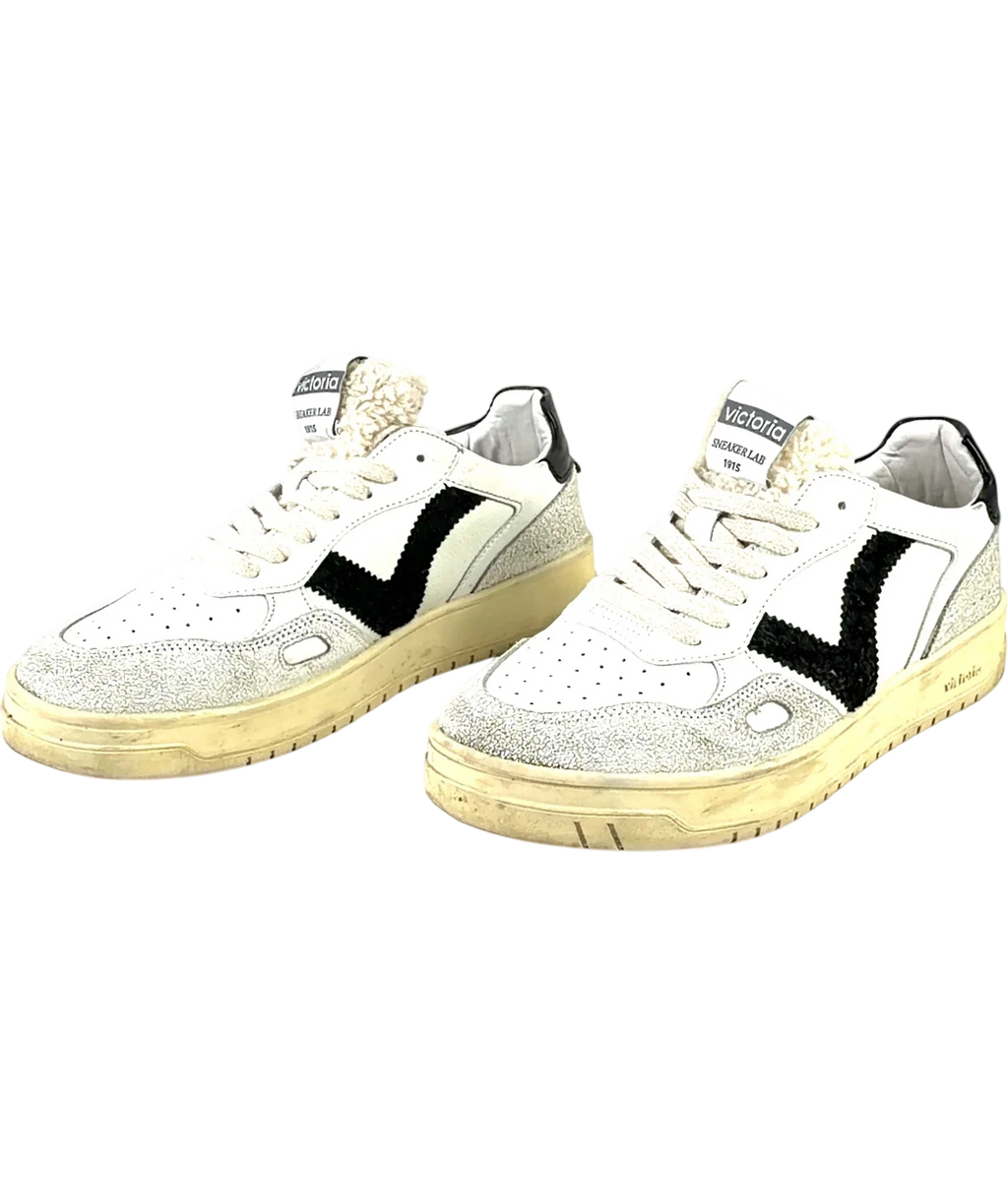 victoria White Seul, size UK 7 EU 40 👠 — label