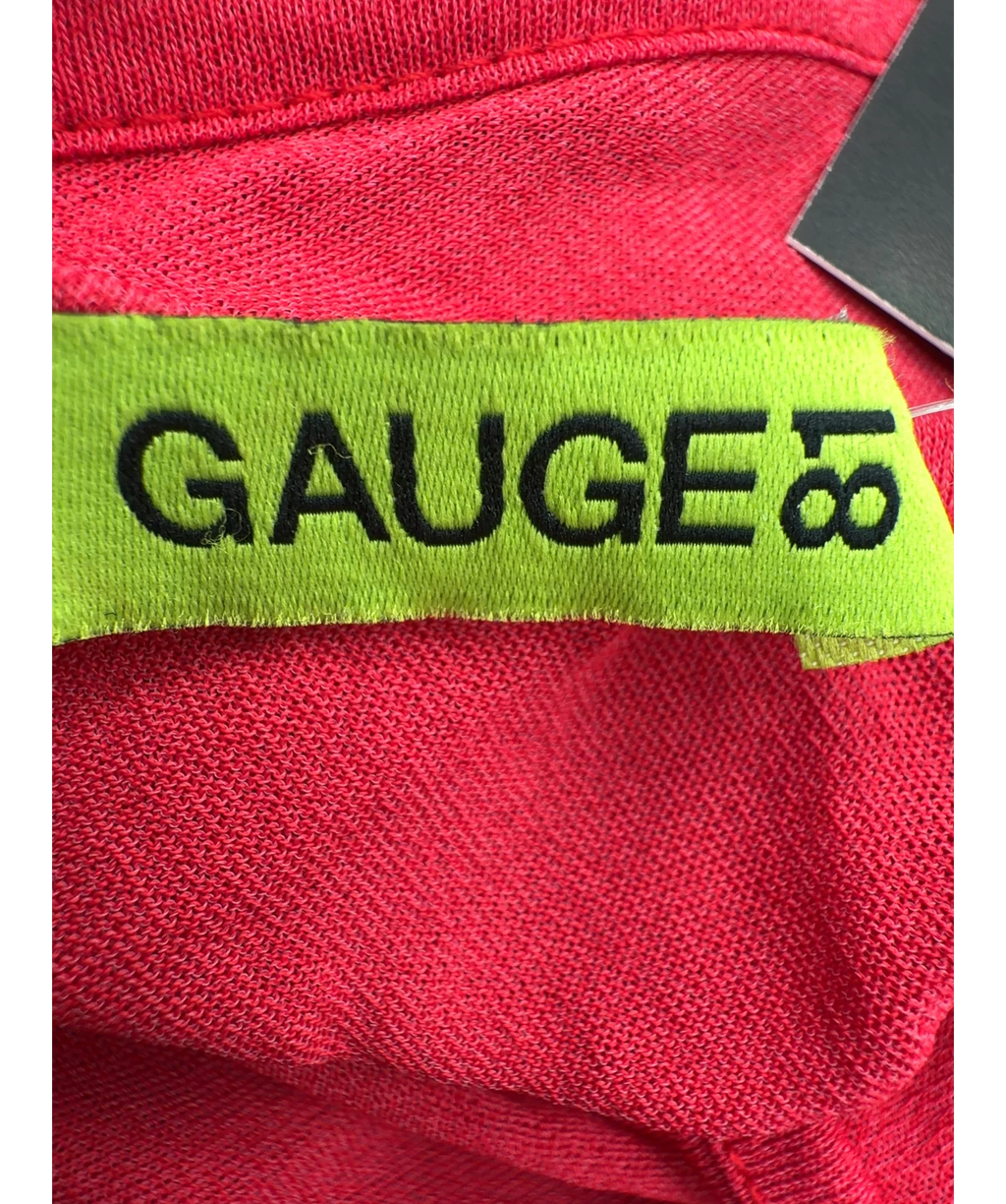 Gauge81 Red Colour, size UK S — detail