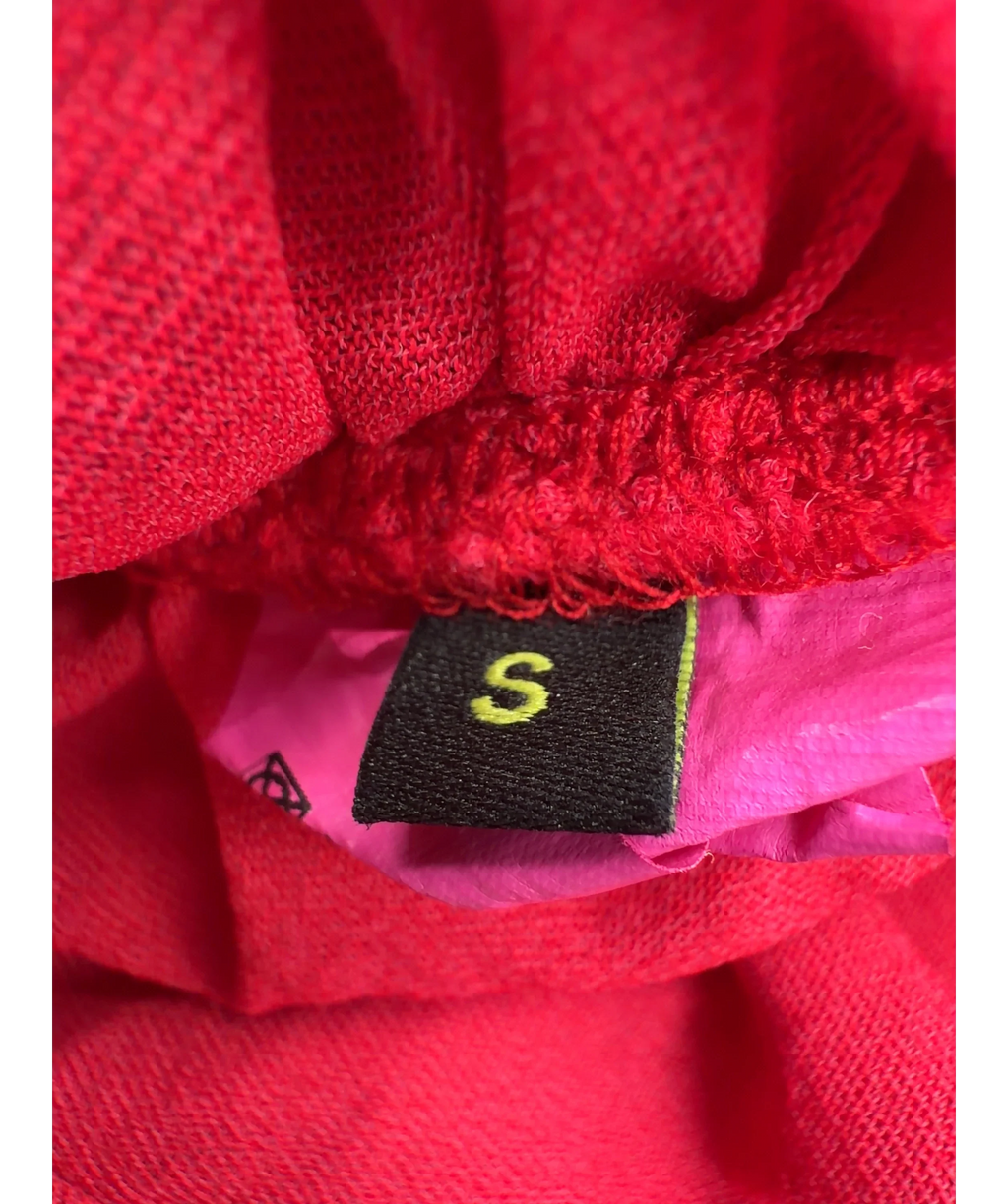 Gauge81 Red Colour, size UK S — label