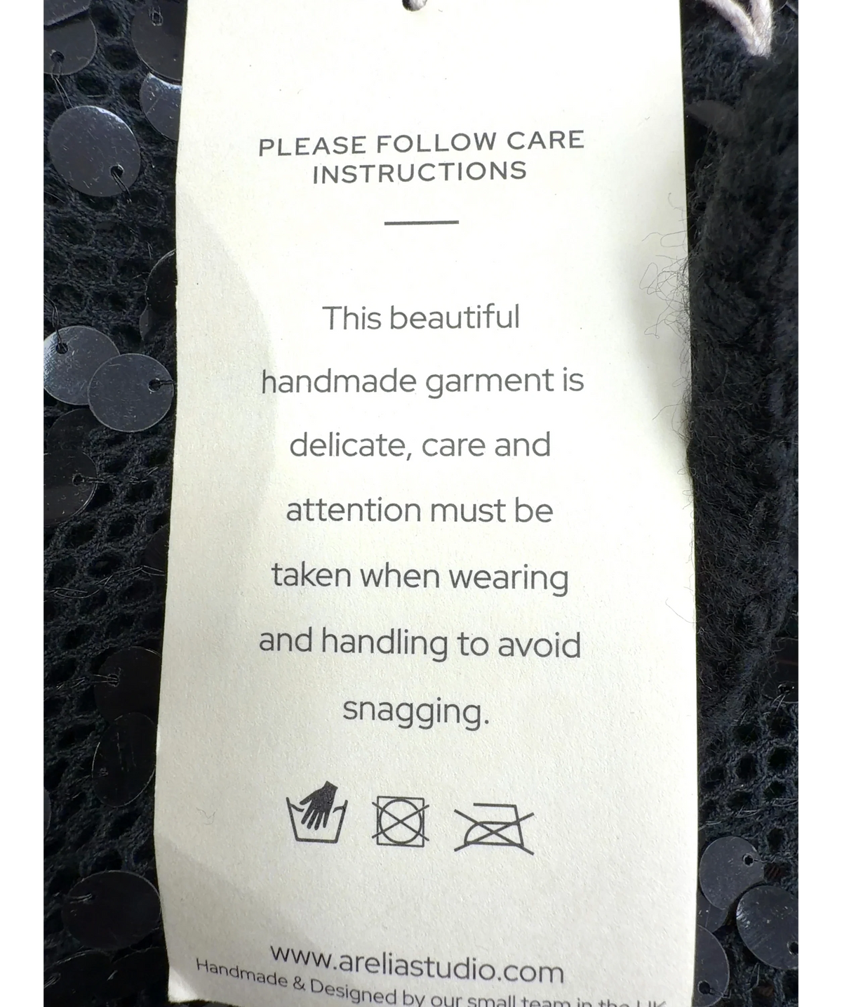Arelia Studio Black Colour — care label