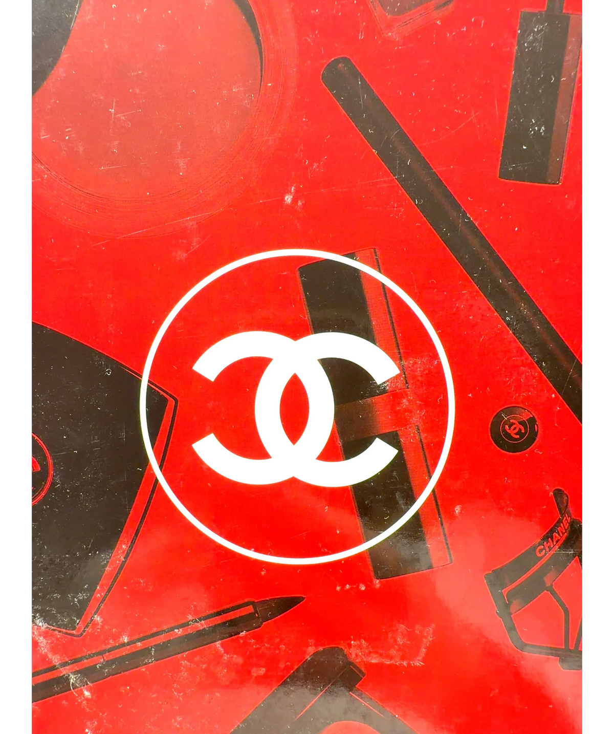 Chanel Red Chanel. The Allure of Makeup — detail