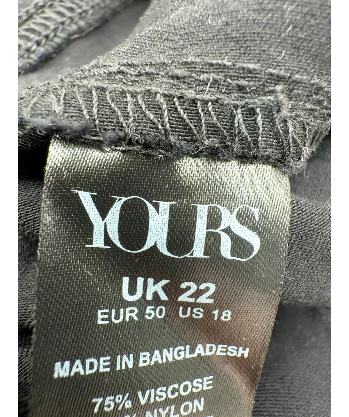Yours Black Curve Black Coated Skinny Stretch AVA Jeans, size UK 22 — care label