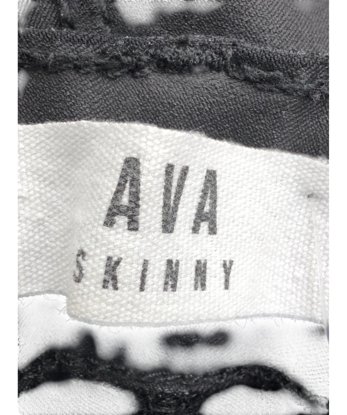 Yours Black Curve Black Coated Skinny Stretch AVA Jeans, size UK 22 — additional view