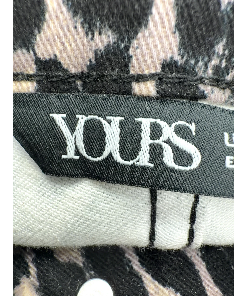 Yours Black Colour, size UK 22 — detail