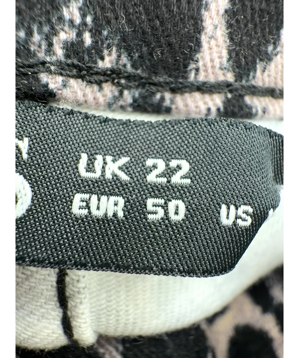 Yours Black Colour, size UK 22 — care label