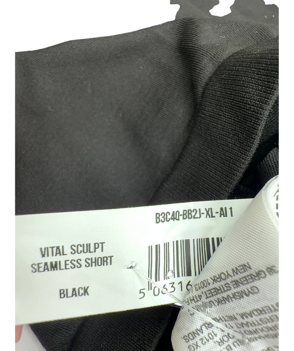 GYMSHARK Black VITAL SCULPT SEAMLESS SHORT, size UK XL — fabric detail