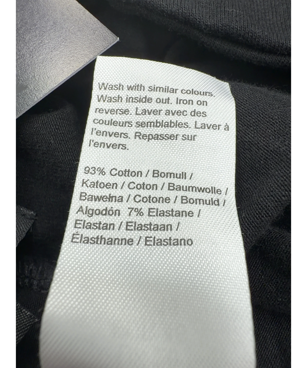 River Island Black Colour, size UK 20 — label
