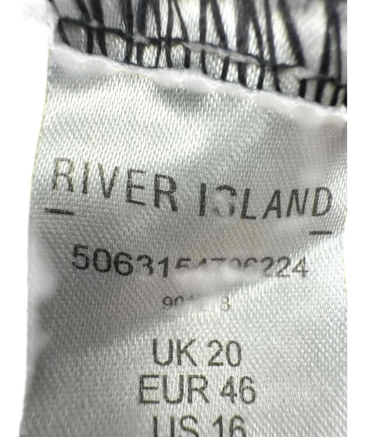 River Island Black Colour, size UK 20 — fabric detail