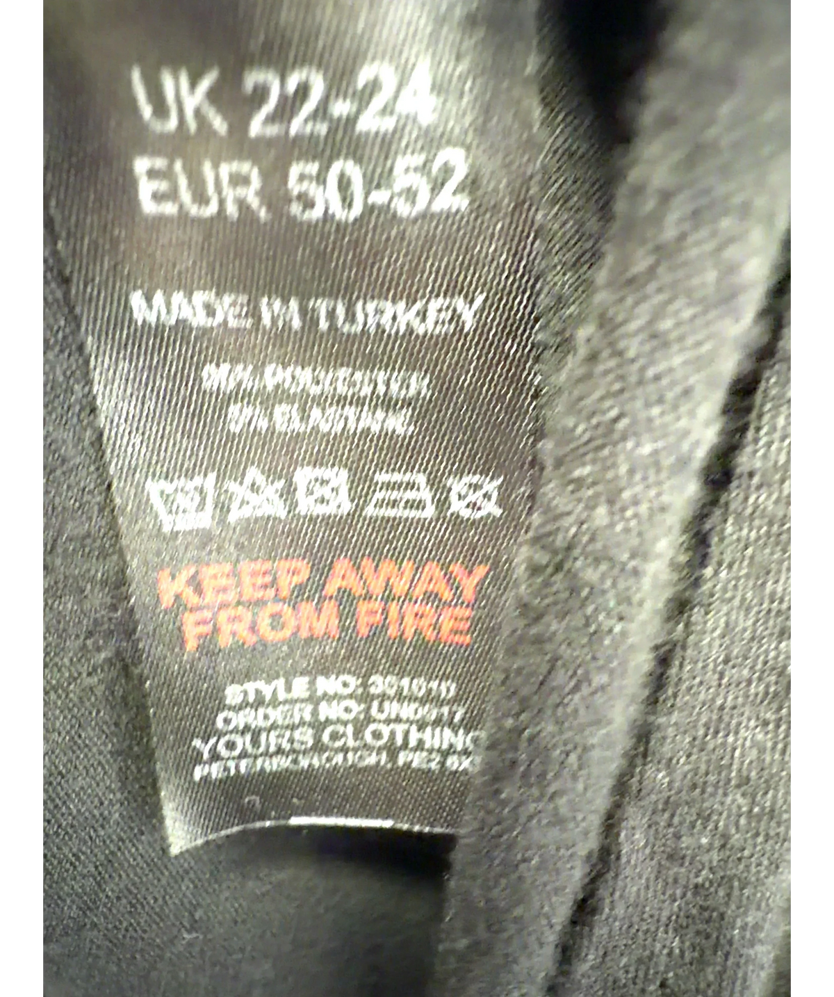 Yours Black Colour, size UK 22 — label
