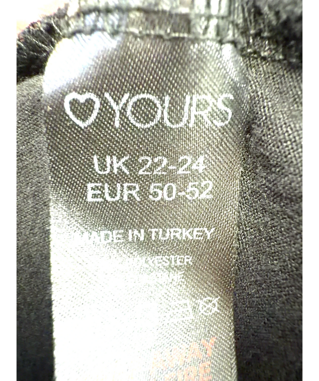 Yours Black Colour, size UK 22 — care label