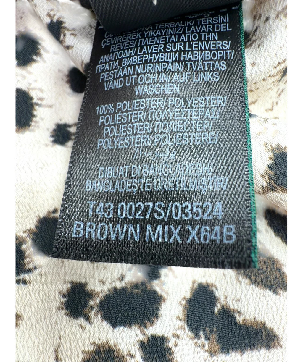 M&S Cream Printed Collared Button Through Shirt, size UK 22 — fabric detail