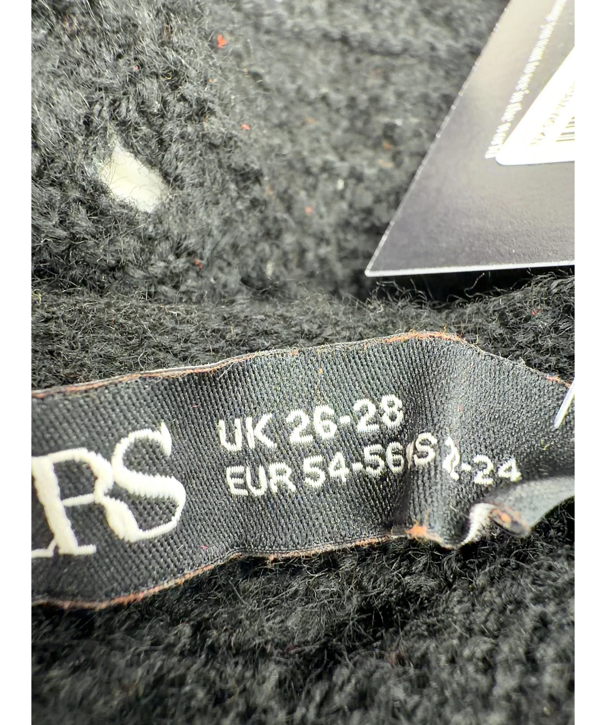 Yours Black Colour, size UK 26-28 — care label