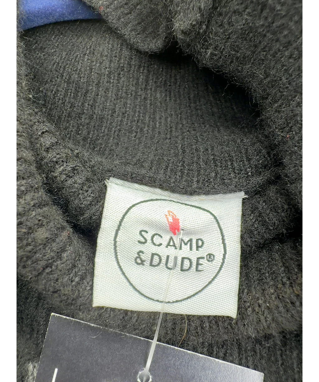 SCAMP & DUDE Black Black Roll Neck Knitted Jumper, size UK XXL — detail