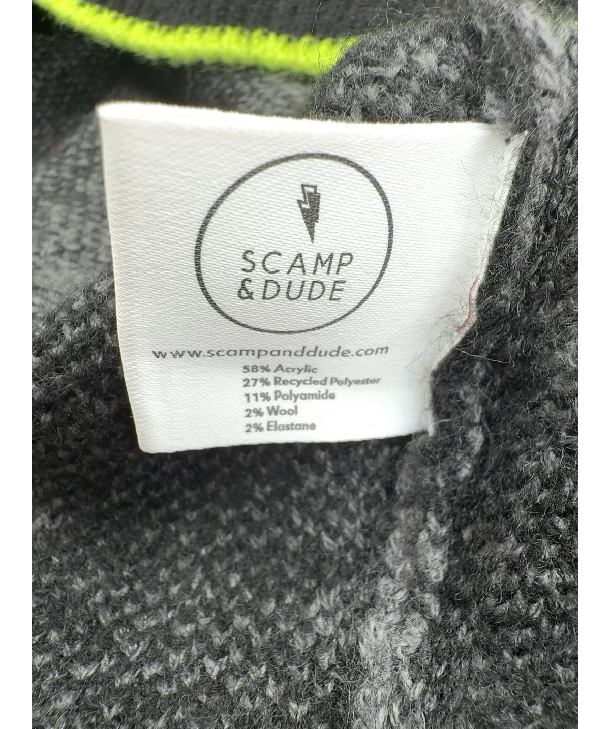 SCAMP & DUDE Black Black Roll Neck Knitted Jumper, size UK XXL — care label