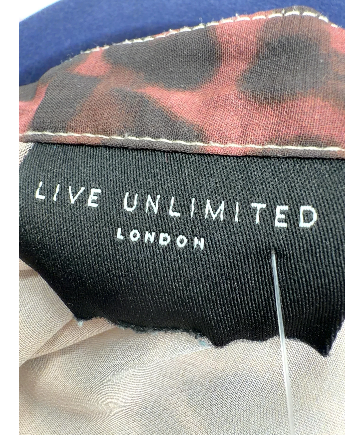 live unlimited Brown Colour, size UK XXXL — care label