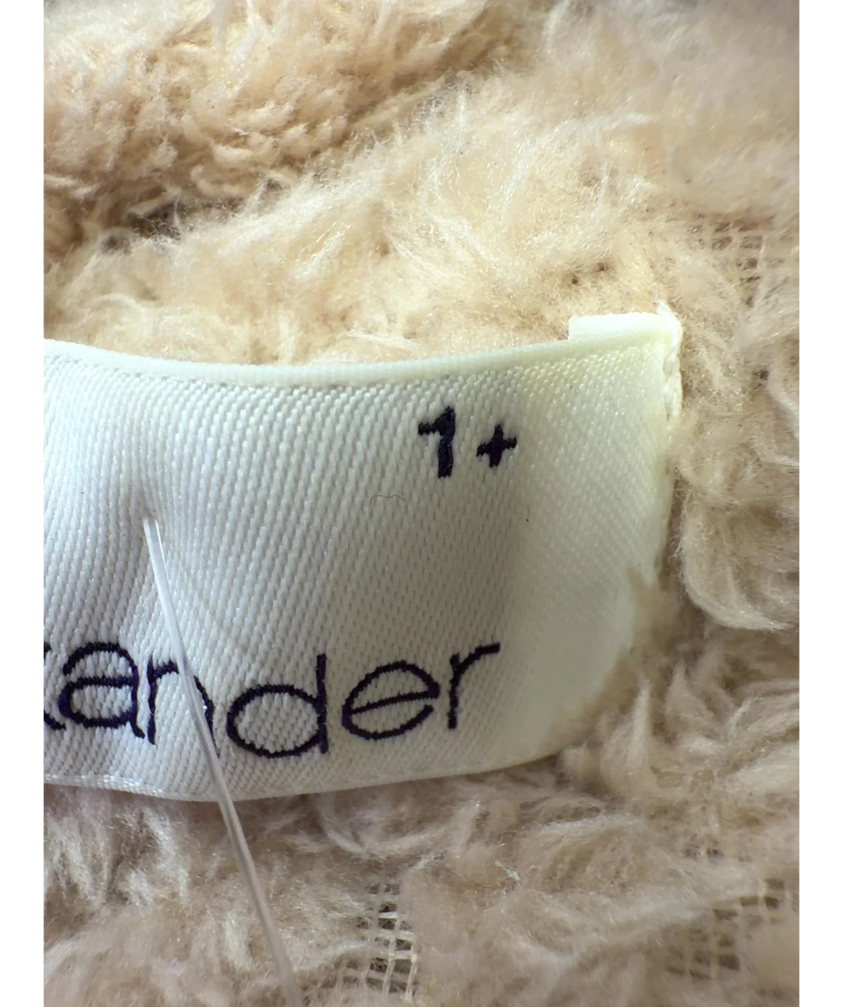 Peter Alexander Beige Colour — care label
