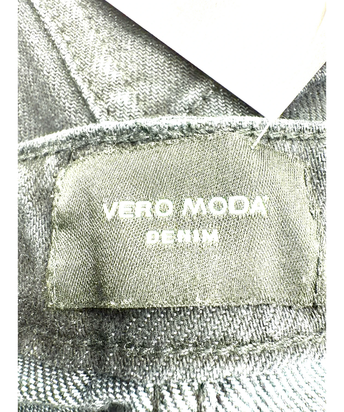 Vero Moda Black Colour, size W30 — detail