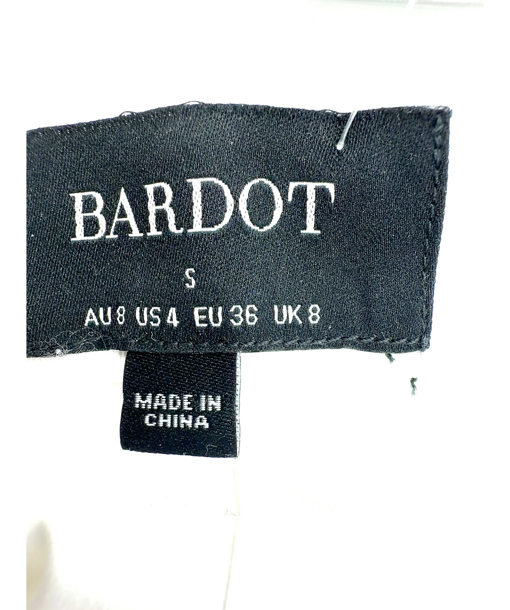Bardot White Helenia High Waisted Short, size UK 8 — detail