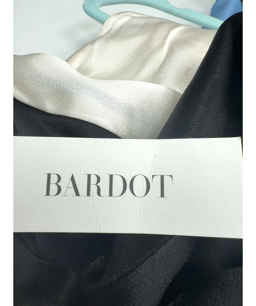 Bardot Cream YVE Contrast Halter Dress, size UK 8 — detail