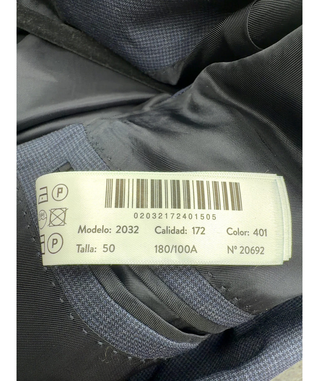 Massimo Dutti navy Colour, size UK 40" CHEST — care label
