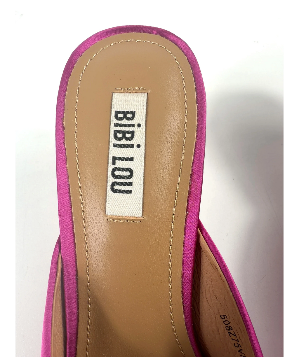 BIBI LOU Pink crystal-buckled pink satin kitten heel mules, size UK 6 EU 39 👠 — care label