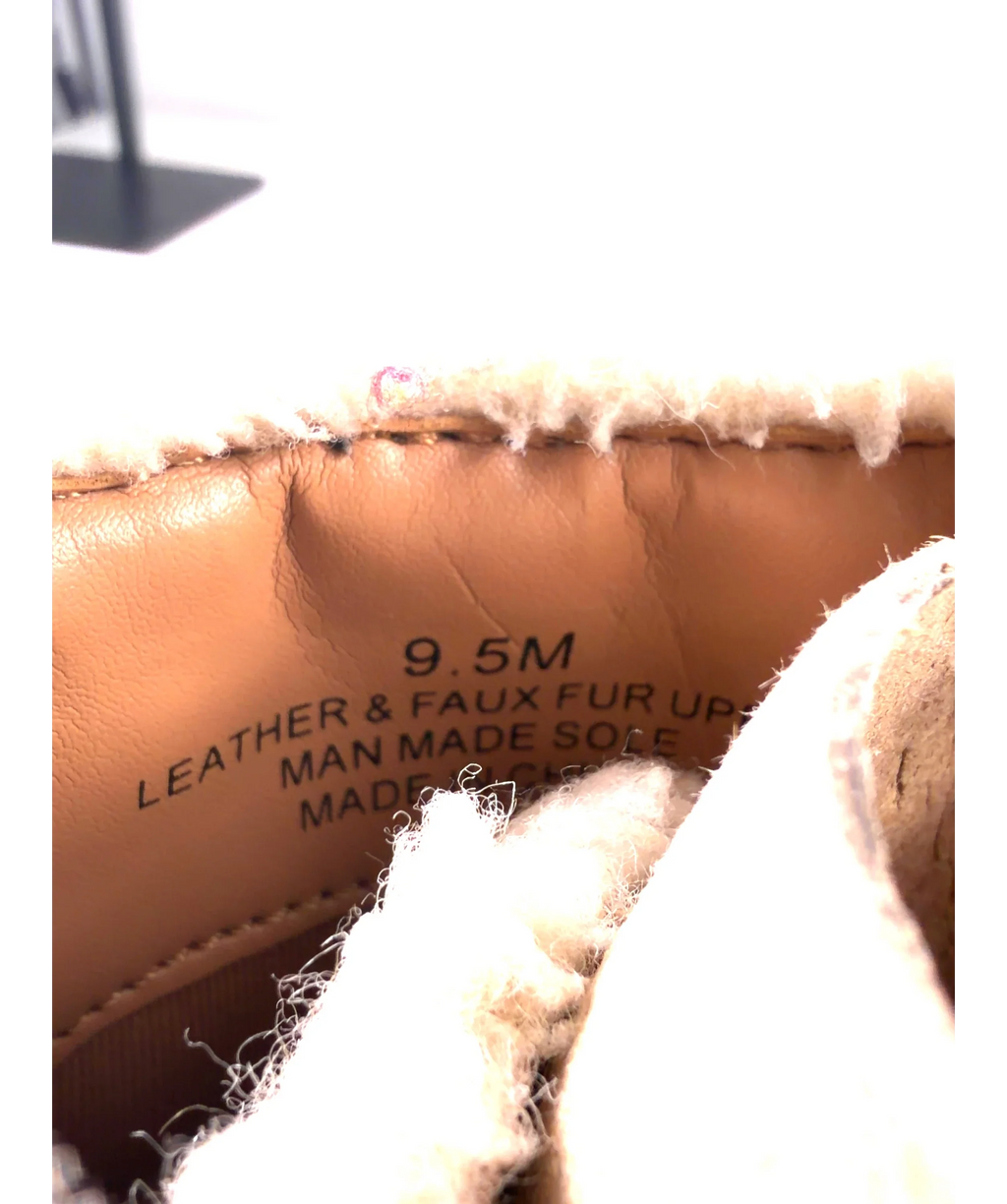 Rebecca Minkoff olive green Jaylin Faux Shearling Cuff Hiking Boot, size UK 7.5 EU 40.5 👠 — fabric detail