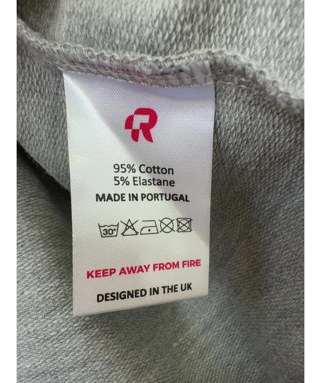 red run Grey Colour, size UK L — label