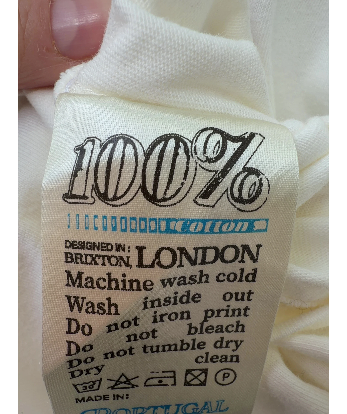 Duke + Dexter Cream Colour, size UK S — label