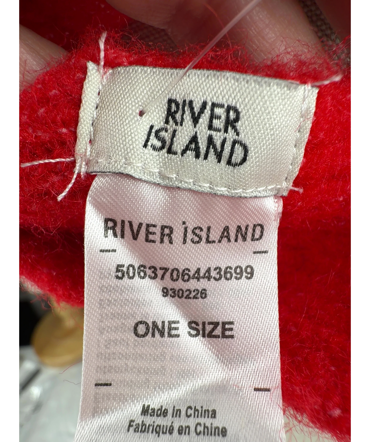 River Island Red Scarf — label