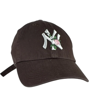 47 Brand NY Yankees Rose Embroidery Clean Up Cap Brown