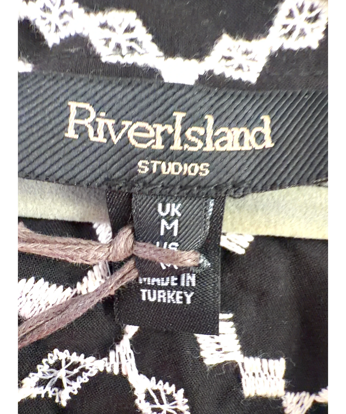 River Island Black Colour, size UK M — care label