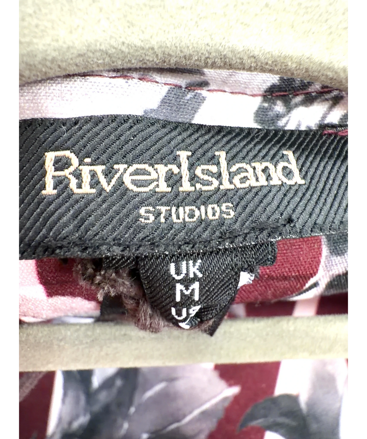 River Island burgundy Red Regular Fit Stripe Floral Shirt, size UK M — care label