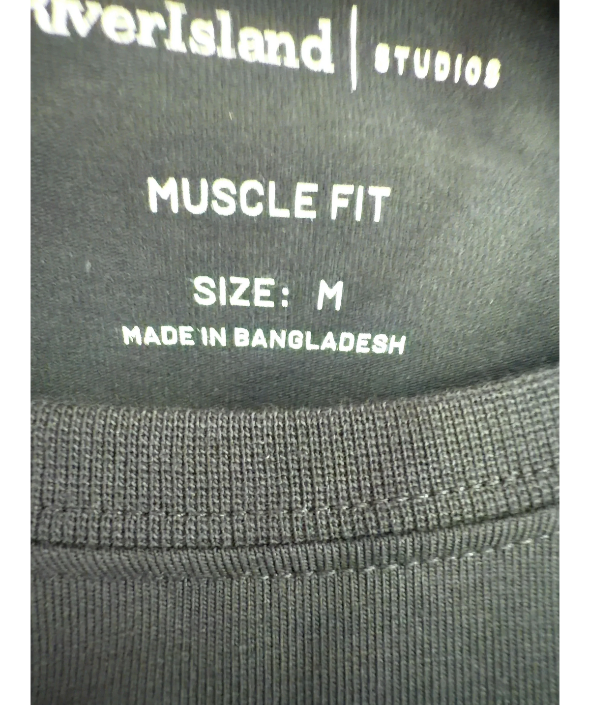 River Island Black muscle fit t-shirt, size UK M — care label