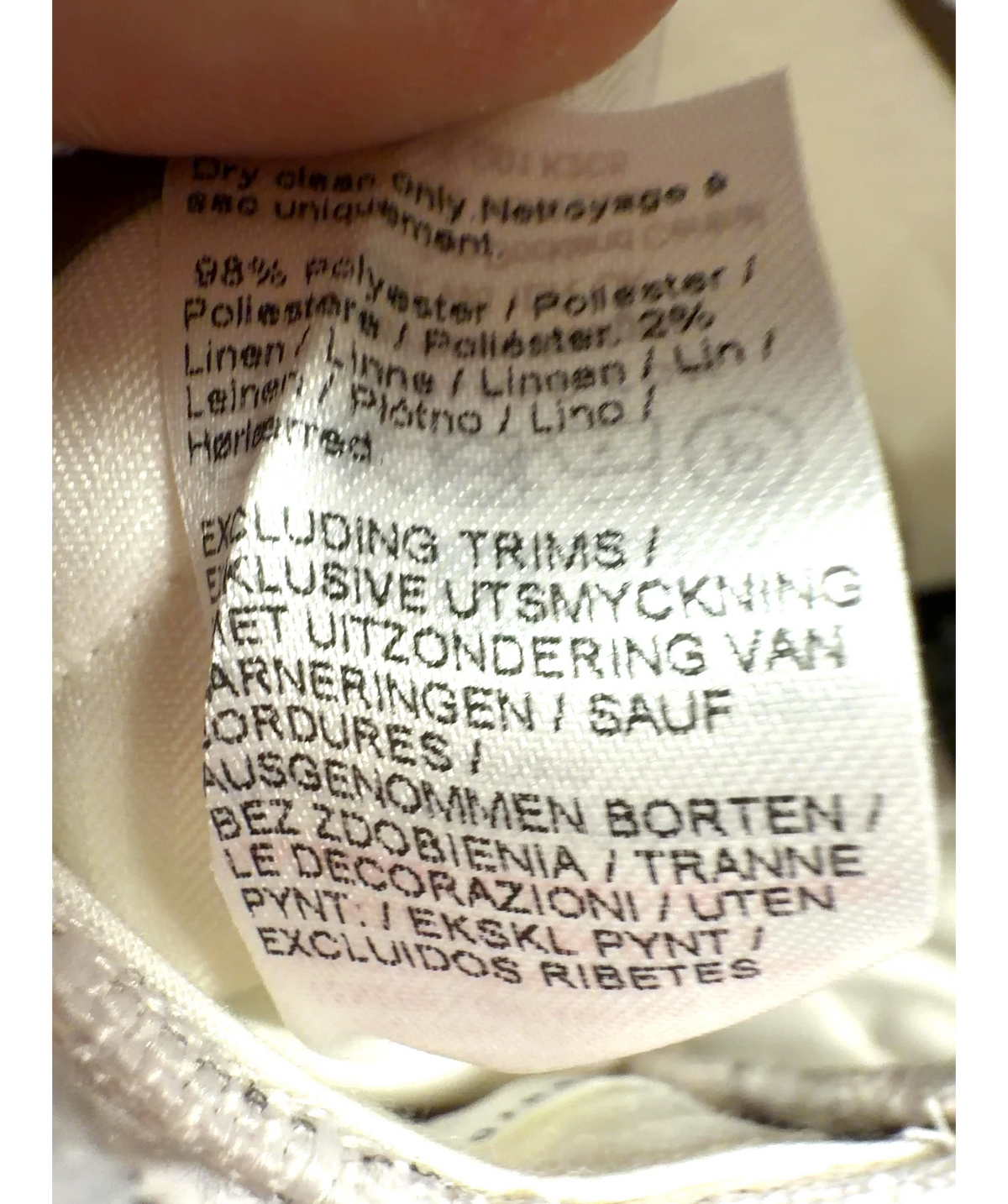 River Island cream Colour, size UK 38" CHEST — label