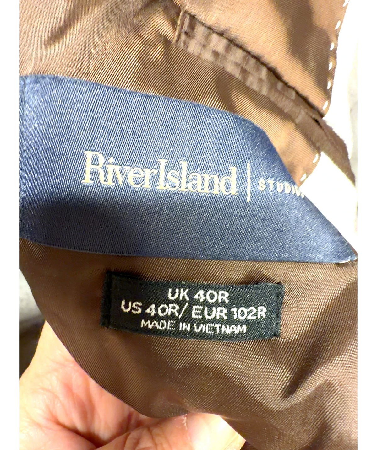 River Island cream flecked tailored co-ord set, size UK 40" CHEST — care label