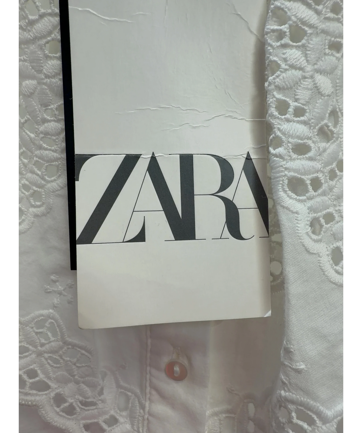 ZARA White sleeveless embroidered eyelet collar blouse, size UK M — detail