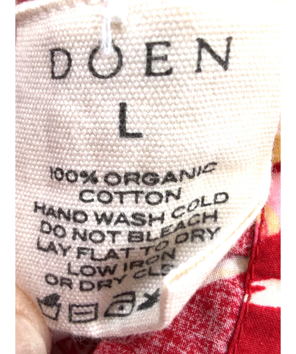 DOEN Red OAK BLUFFS FLORAL, size UK L — label