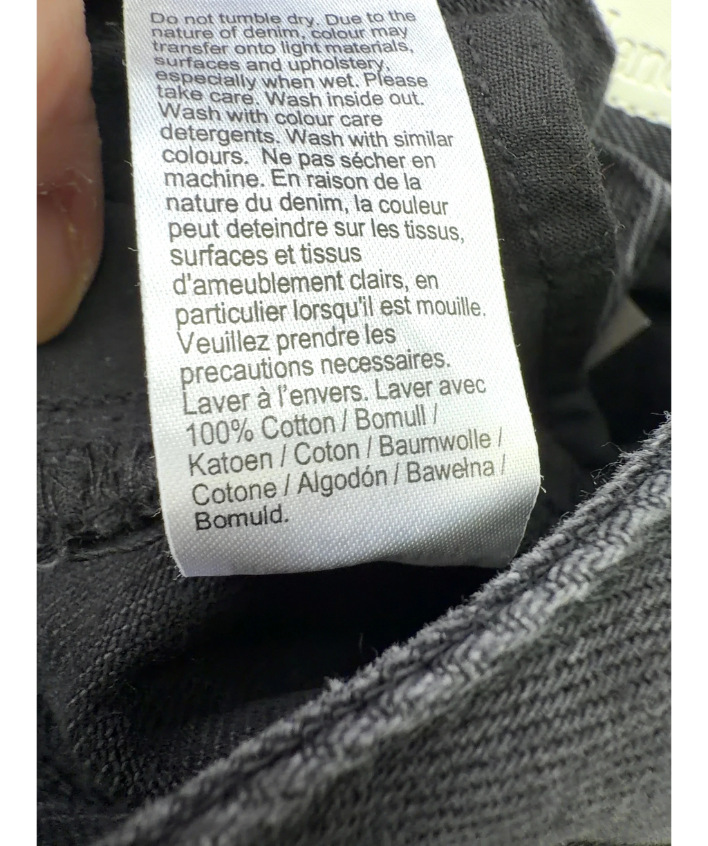 River Island Black Colour, size UK 18 — label